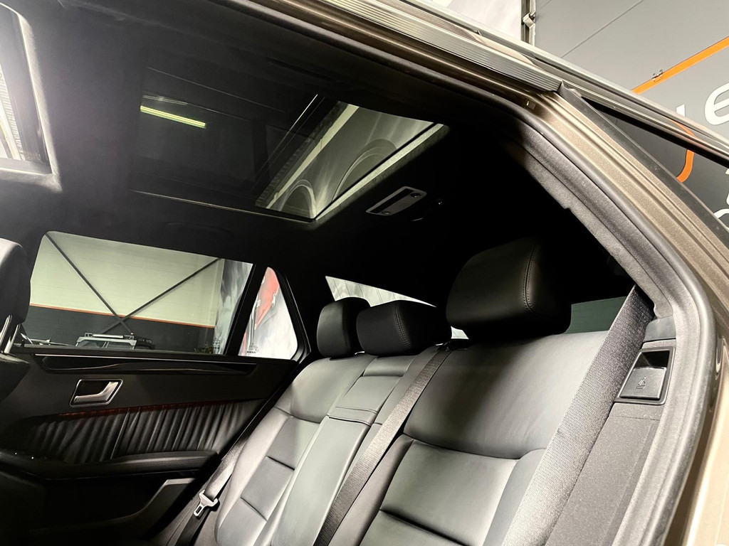 Mercedes-Benz E-klasse Estate 500 Edition Sport AMG 4-Matic PANO LEER 410 PK LUCHTV 61