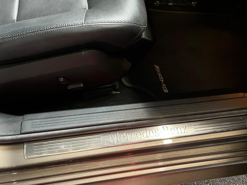 Mercedes-Benz E-klasse Estate 500 Edition Sport AMG 4-Matic PANO LEER 410 PK LUCHTV 64