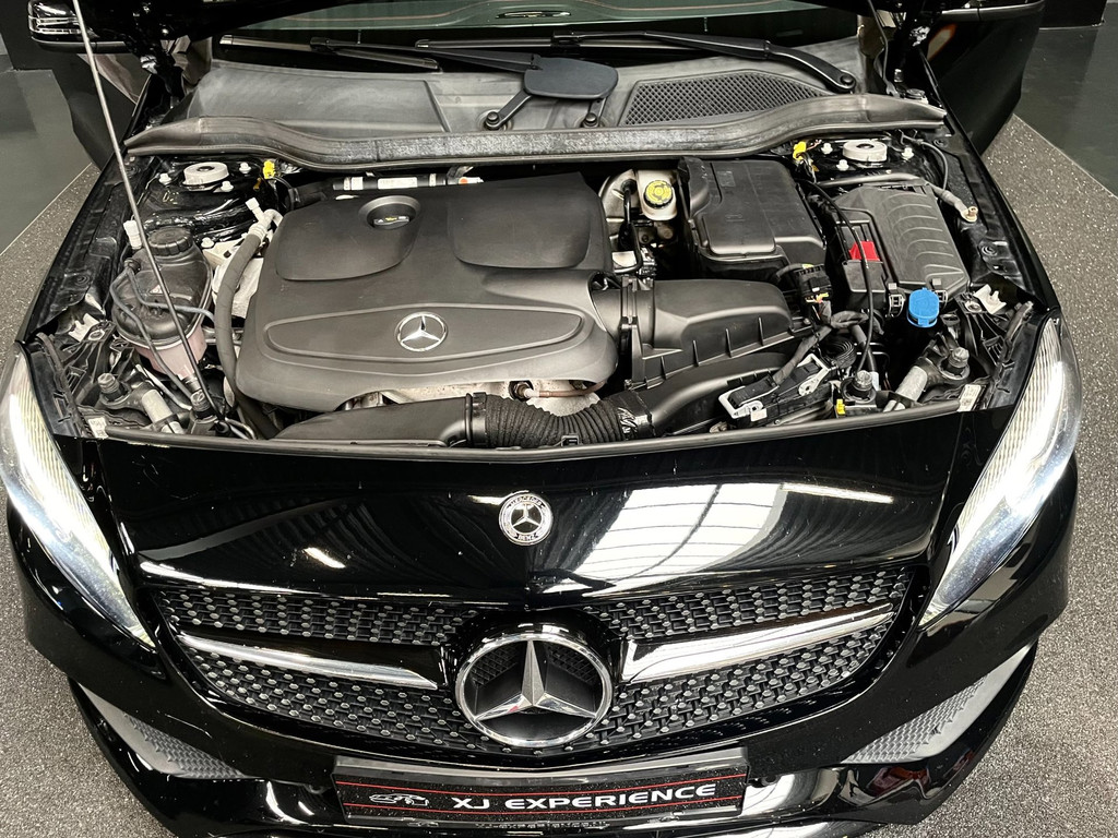 Mercedes-Benz A-klasse 180 Business Solution AMG PANO NAVI 13