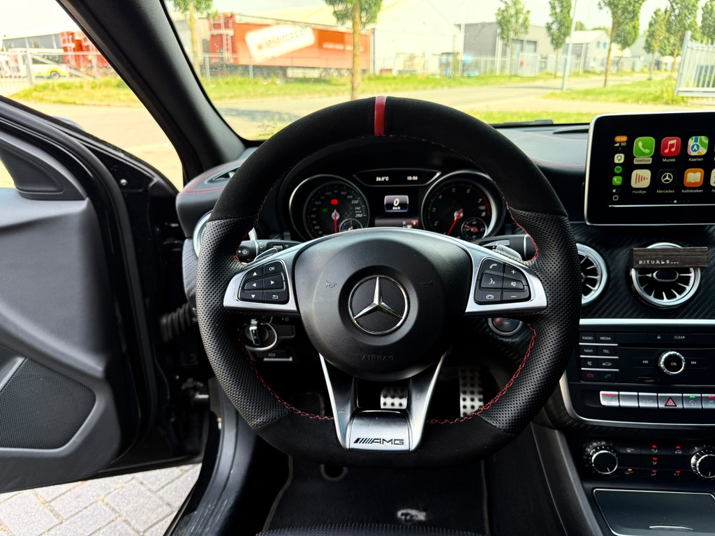 Mercedes-Benz A-klasse 180 Business Solution AMG PANO NAVI 29