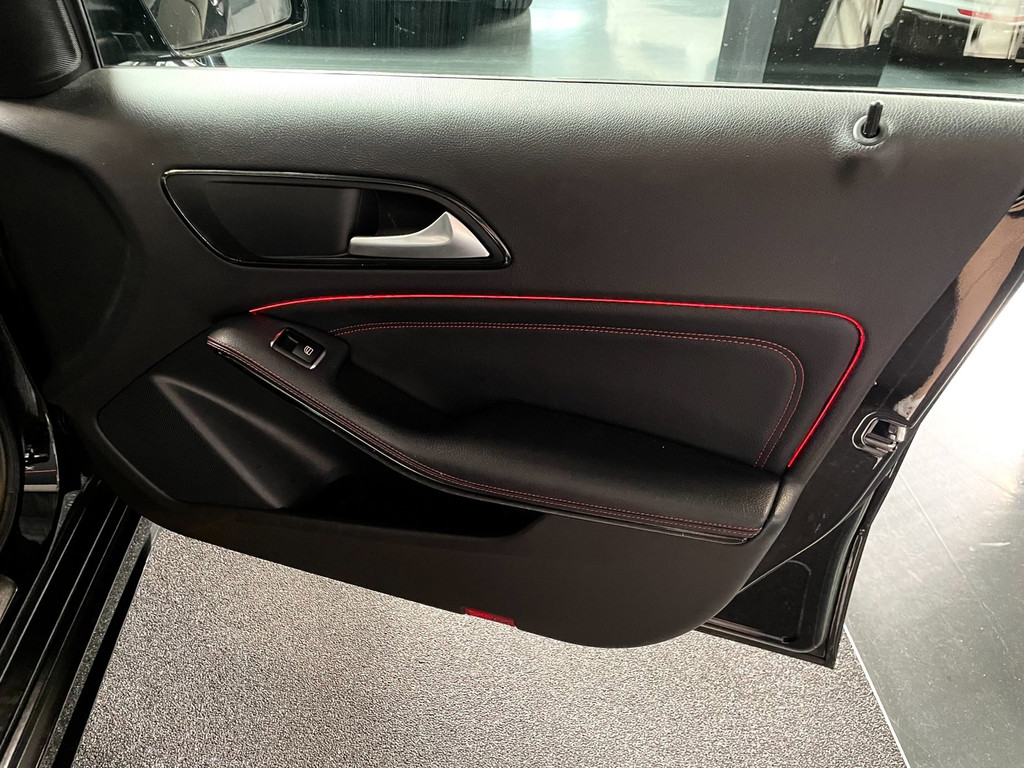 Mercedes-Benz A-klasse 180 Business Solution AMG PANO NAVI 47