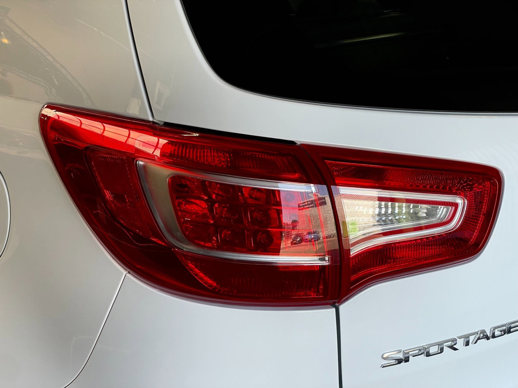 Kia Sportage 1.6 GDI X-ecutive Plus Pack PANO NAVI LEER 17