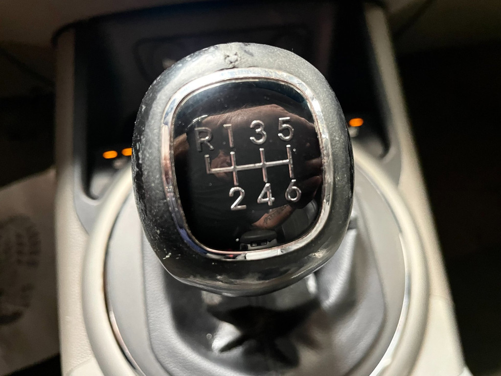 Kia Sportage 1.6 GDI X-ecutive Plus Pack PANO NAVI LEER 56