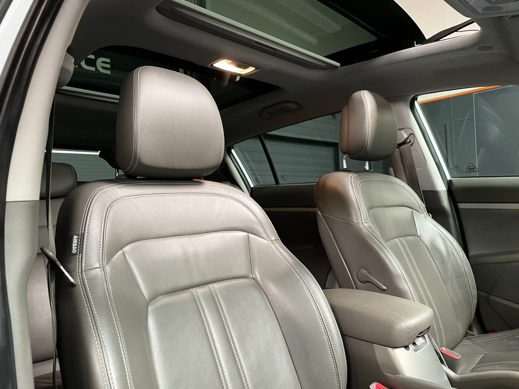 Kia Sportage 1.6 GDI X-ecutive Plus Pack PANO NAVI LEER 68