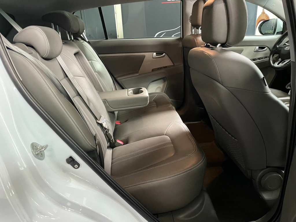Kia Sportage 1.6 GDI X-ecutive Plus Pack PANO NAVI LEER 70