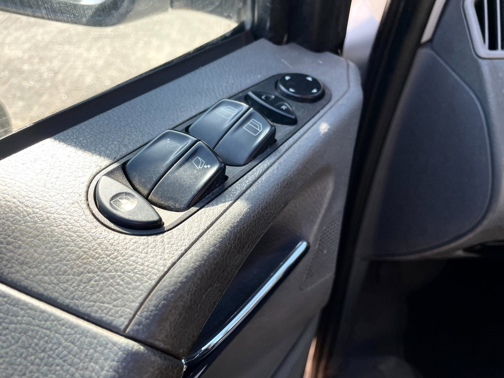 Mercedes-Benz Viano 2.2 CDI Trend AIRCO LEER AUTOMAAT 5 DEURS DC 6