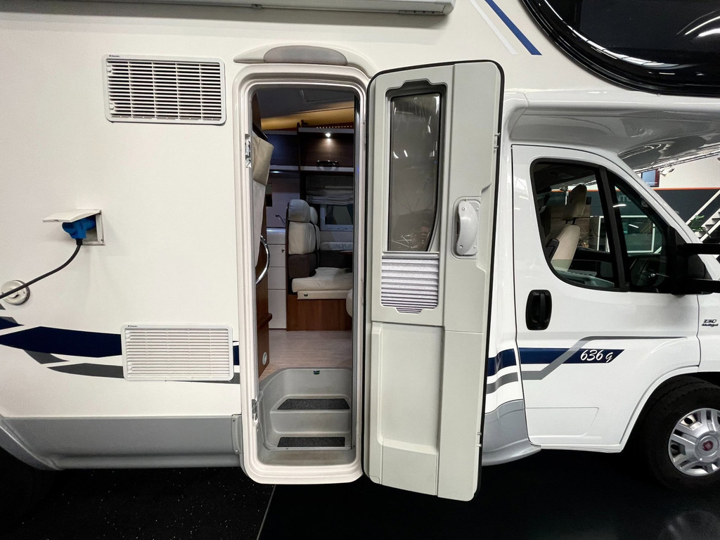 Mc louis TANDY 630G SAT+TV 2X AIRCO LUIFEL CRUISE-CONTROL 11
