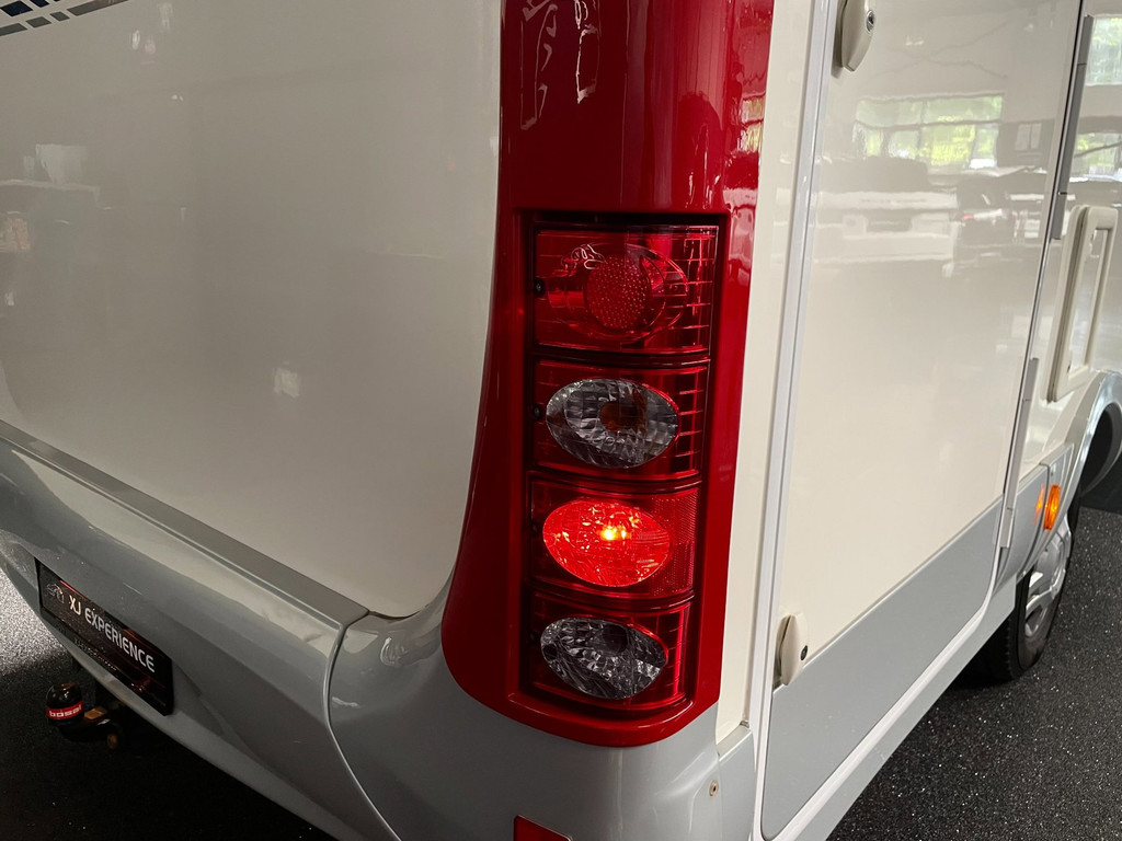 Mc louis TANDY 630G SAT+TV 2X AIRCO LUIFEL CRUISE-CONTROL 23