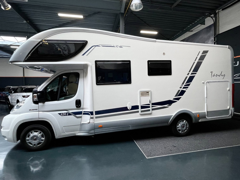 Mc louis TANDY 630G SAT+TV 2X AIRCO LUIFEL CRUISE-CONTROL 4
