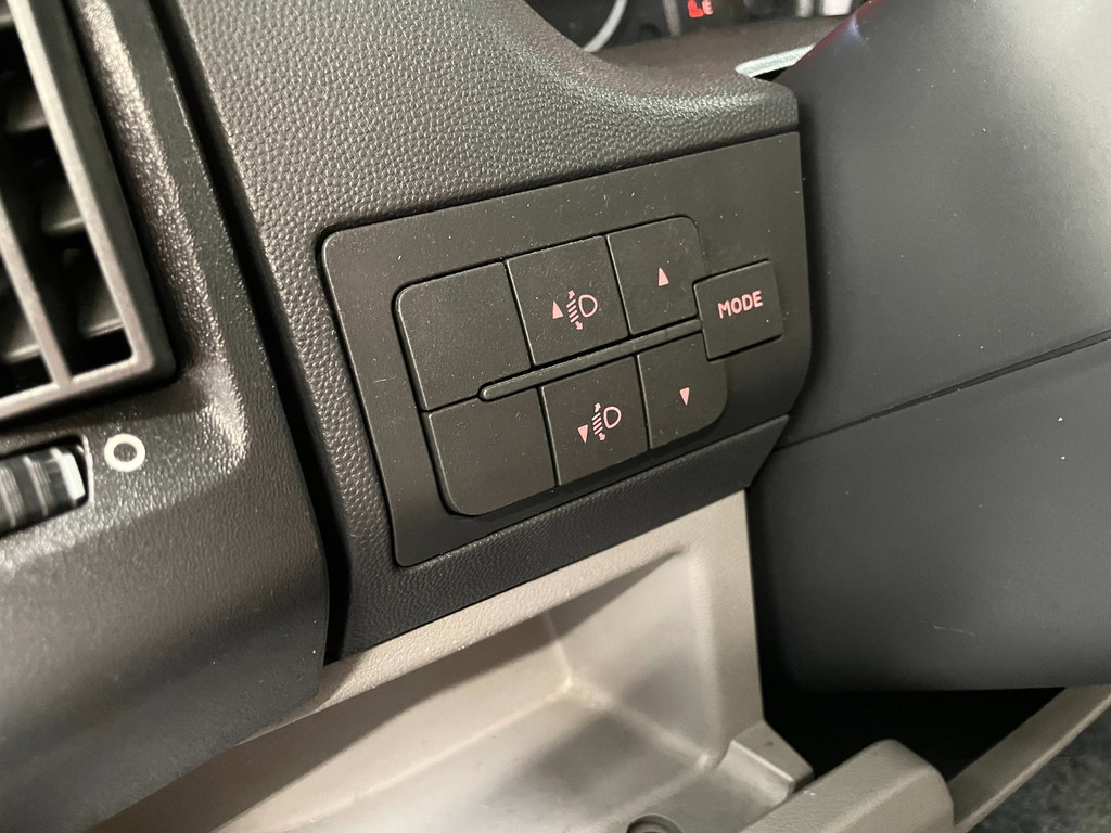 Mc louis TANDY 630G SAT+TV 2X AIRCO LUIFEL CRUISE-CONTROL 43