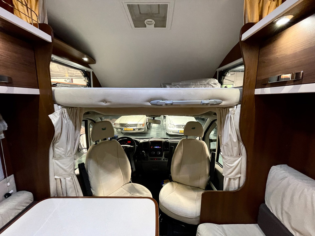 Mc louis TANDY 630G SAT+TV 2X AIRCO LUIFEL CRUISE-CONTROL 65