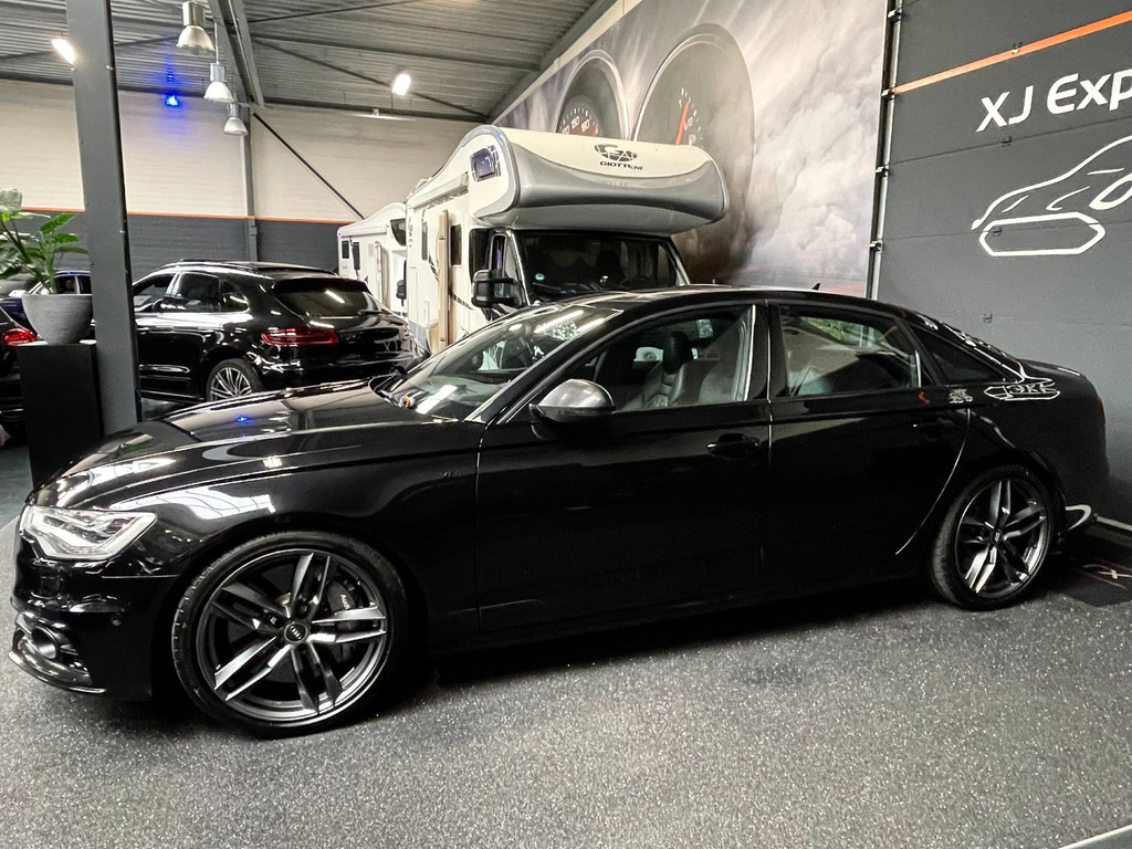 Audi S6 Limousine 4.0 TFSI quattro 570 PK KERAMIC GLASDAK HUD RS BEKLEDING 11