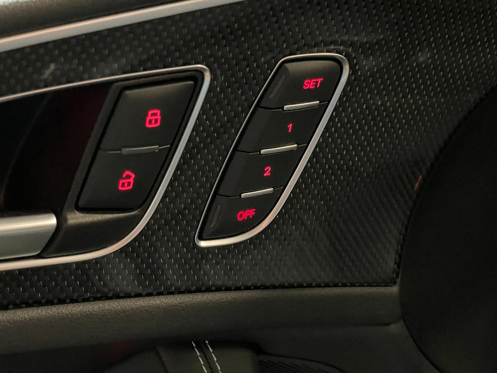 Audi S6 Limousine 4.0 TFSI quattro 570 PK KERAMIC GLASDAK HUD RS BEKLEDING 40