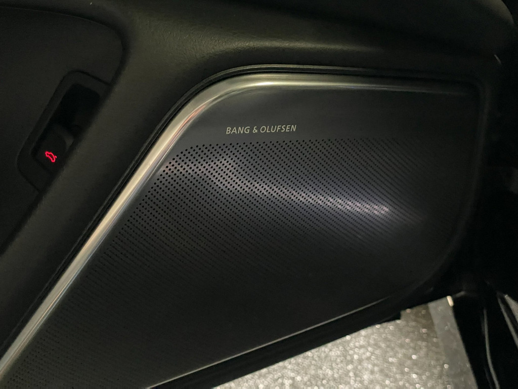 Audi S6 Limousine 4.0 TFSI quattro 570 PK KERAMIC GLASDAK HUD RS BEKLEDING 42