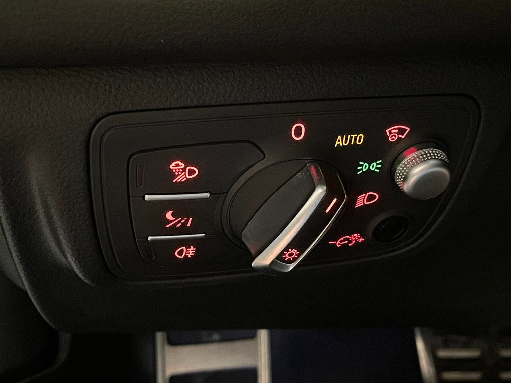 Audi S6 Limousine 4.0 TFSI quattro 570 PK KERAMIC GLASDAK HUD RS BEKLEDING 43
