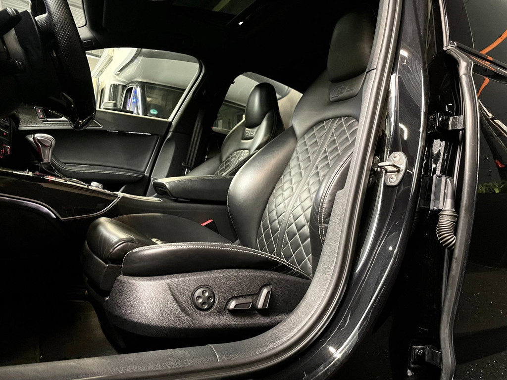 Audi S6 Limousine 4.0 TFSI quattro 570 PK KERAMIC GLASDAK HUD RS BEKLEDING 46