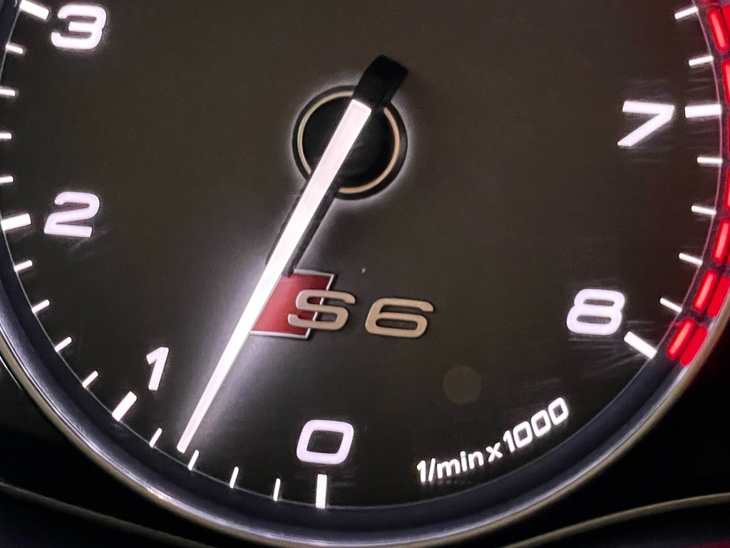Audi S6 Limousine 4.0 TFSI quattro 570 PK KERAMIC GLASDAK HUD RS BEKLEDING 62