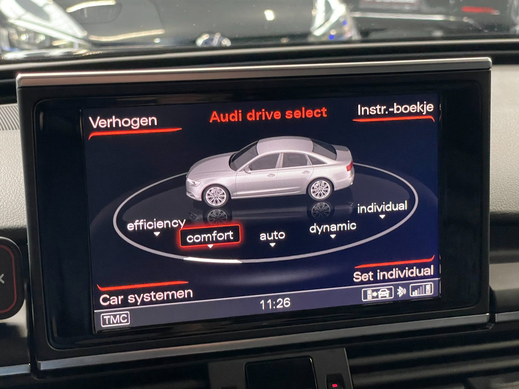 Audi S6 Limousine 4.0 TFSI quattro 570 PK KERAMIC GLASDAK HUD RS BEKLEDING 74