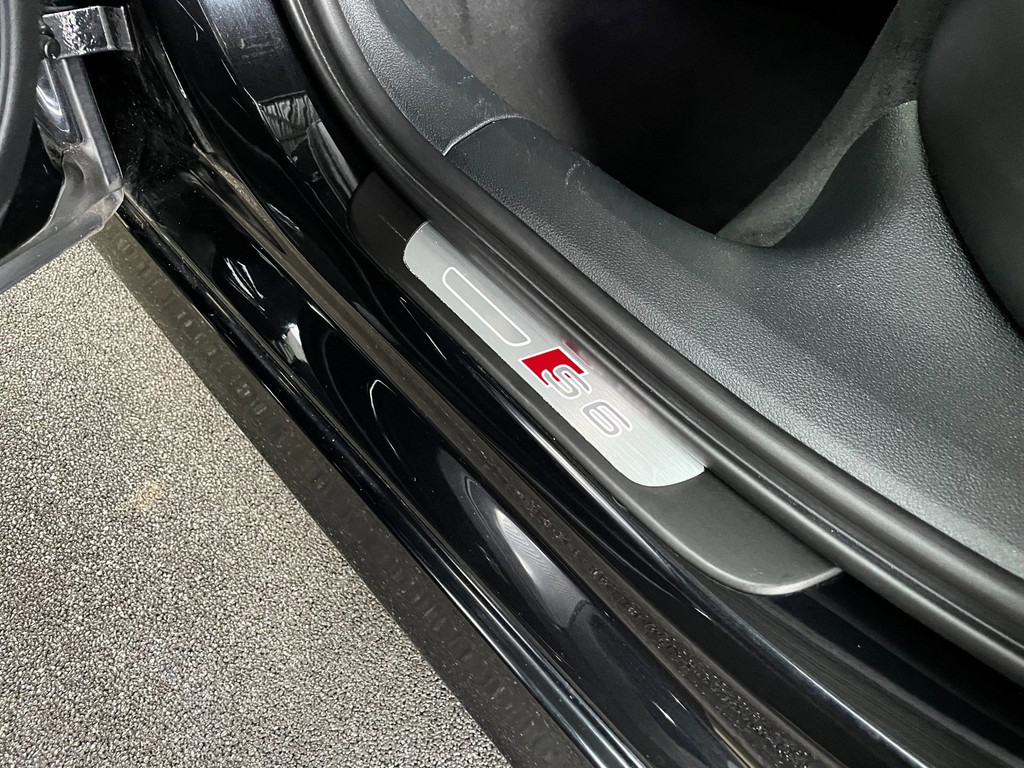 Audi S6 Limousine 4.0 TFSI quattro 570 PK KERAMIC GLASDAK HUD RS BEKLEDING 80