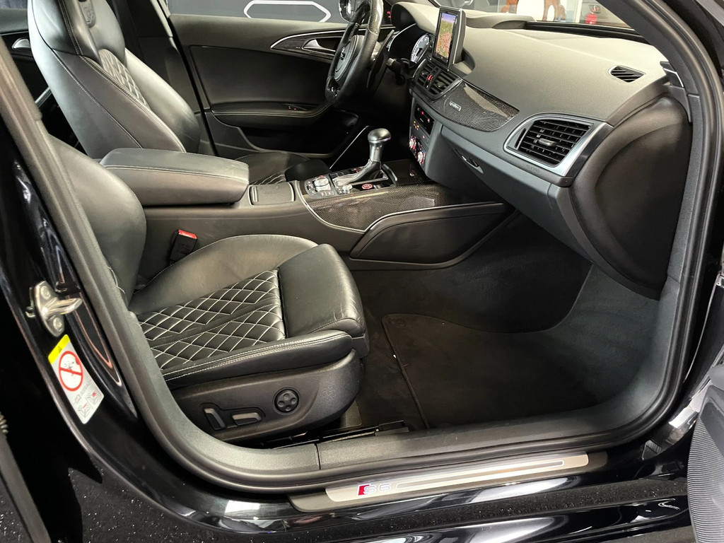 Audi S6 Limousine 4.0 TFSI quattro 570 PK KERAMIC GLASDAK HUD RS BEKLEDING 89