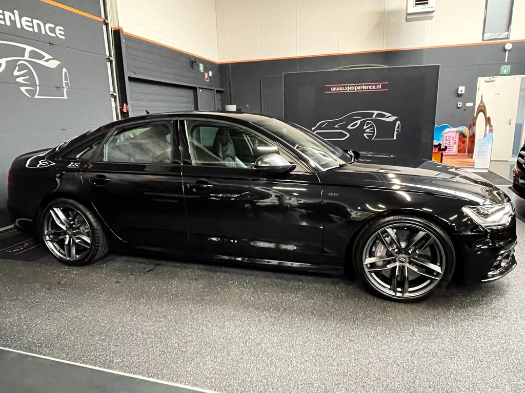 Audi S6 Limousine 4.0 TFSI quattro 570 PK KERAMIC GLASDAK HUD RS BEKLEDING 9