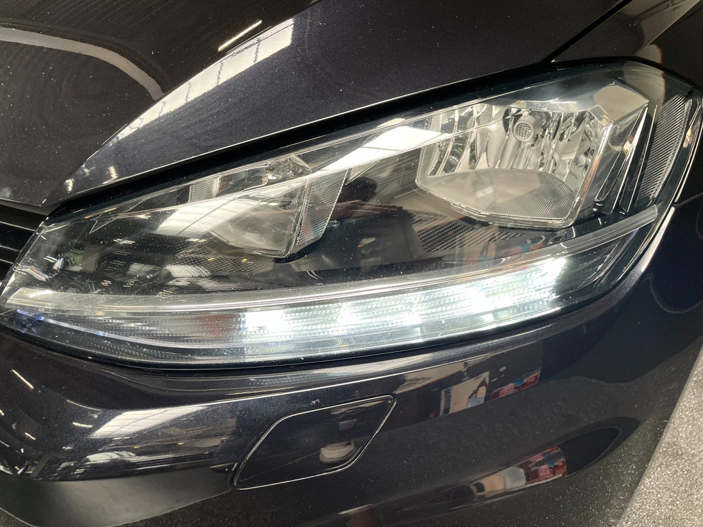 Volkswagen Golf 1.6 TDI Highline Business NAVI CARPLAY AUTOMAAT 12
