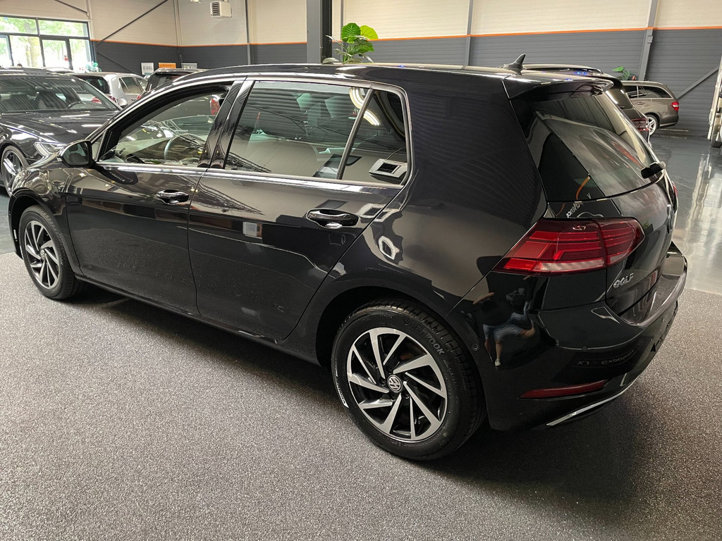 Volkswagen Golf 1.6 TDI Highline Business NAVI CARPLAY AUTOMAAT 3