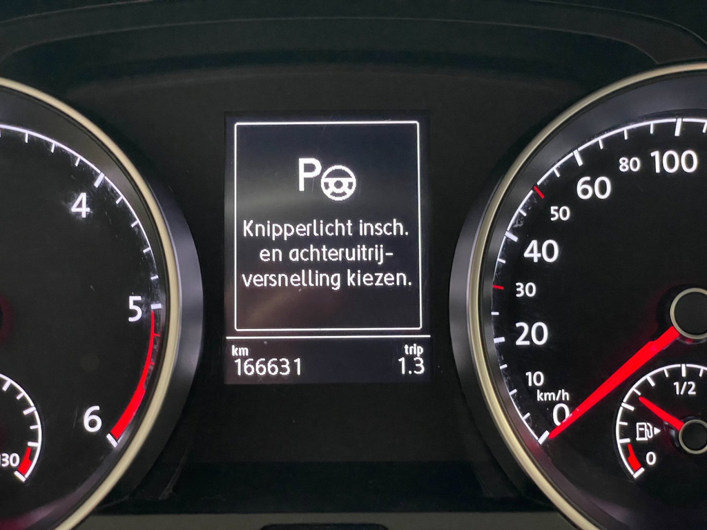 Volkswagen Golf 1.6 TDI Highline Business NAVI CARPLAY AUTOMAAT 36