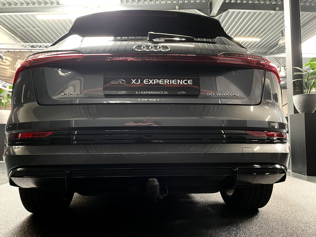 Audi E-tron E-tron 50 quattro Launch edition NAP Black S-LINE 86% SOH PANO TREKH VOL 12