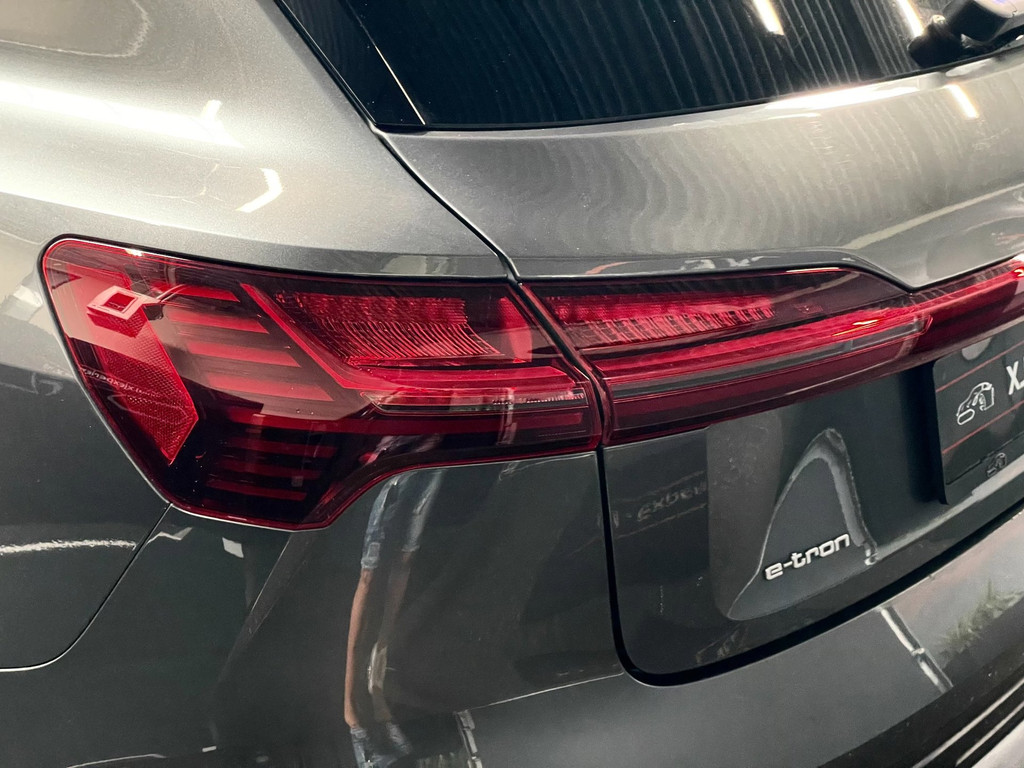 Audi E-tron E-tron 50 quattro Launch edition NAP Black S-LINE 86% SOH PANO TREKH VOL 19