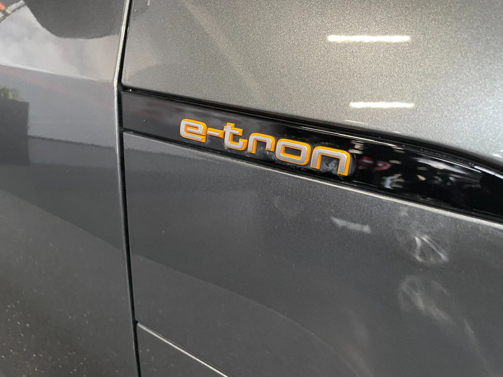 Audi E-tron E-tron 50 quattro Launch edition NAP Black S-LINE 86% SOH PANO TREKH VOL 21