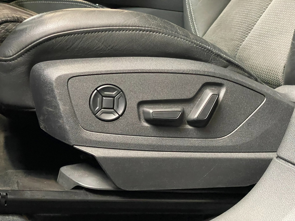 Audi E-tron E-tron 50 quattro Launch edition NAP Black S-LINE 86% SOH PANO TREKH VOL 41