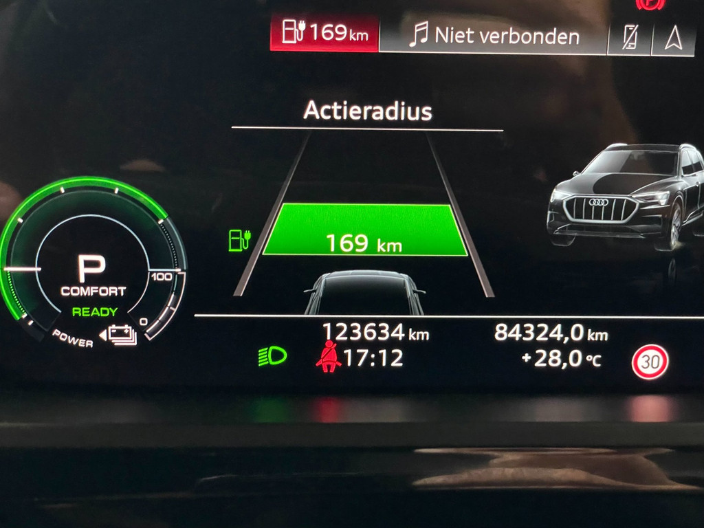 Audi E-tron E-tron 50 quattro Launch edition NAP Black S-LINE 86% SOH PANO TREKH VOL 58