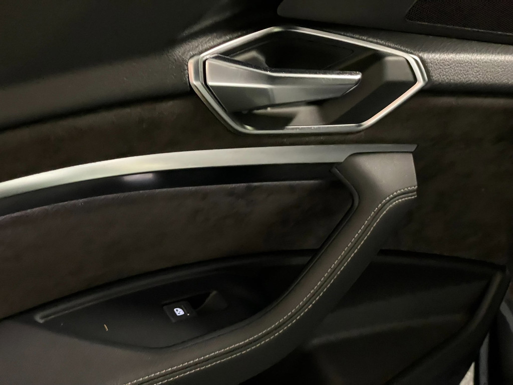 Audi E-tron E-tron 50 quattro Launch edition NAP Black S-LINE 86% SOH PANO TREKH VOL 74