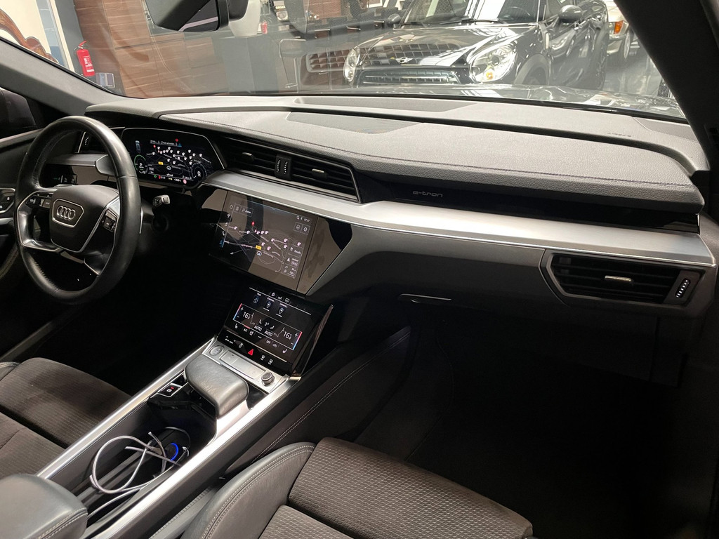 Audi E-tron E-tron 50 quattro Launch edition NAP Black S-LINE 86% SOH PANO TREKH VOL 81