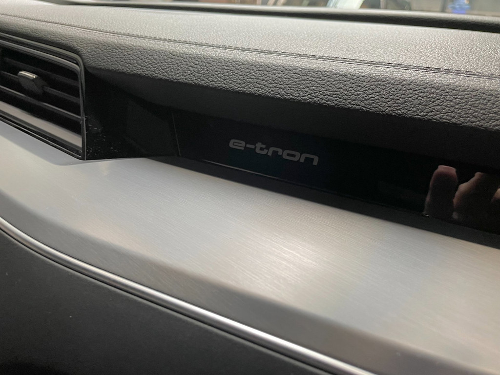 Audi E-tron E-tron 50 quattro Launch edition NAP Black S-LINE 86% SOH PANO TREKH VOL 82