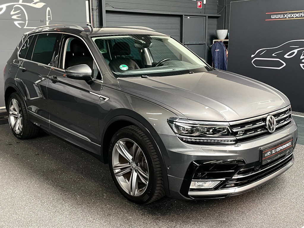 Volkswagen Tiguan 2.0 TSI 4Motion Highline R-LINE 180 PK NAVI TREKH LED 1
