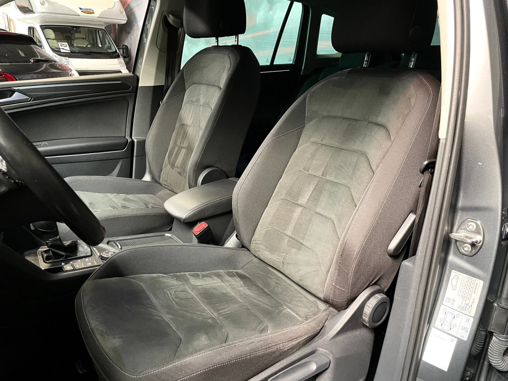 Volkswagen Tiguan 2.0 TSI 4Motion Highline R-LINE 180 PK NAVI TREKH LED 33