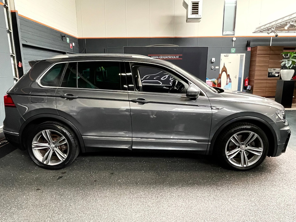 Volkswagen Tiguan 2.0 TSI 4Motion Highline R-LINE 180 PK NAVI TREKH LED 8