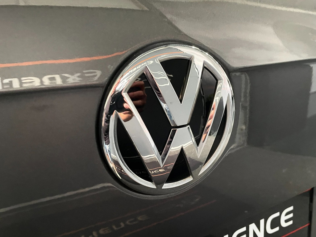 Volkswagen Tiguan 2.0 TSI 4Motion Highline R-LINE 180 PK NAVI TREKH LED 9