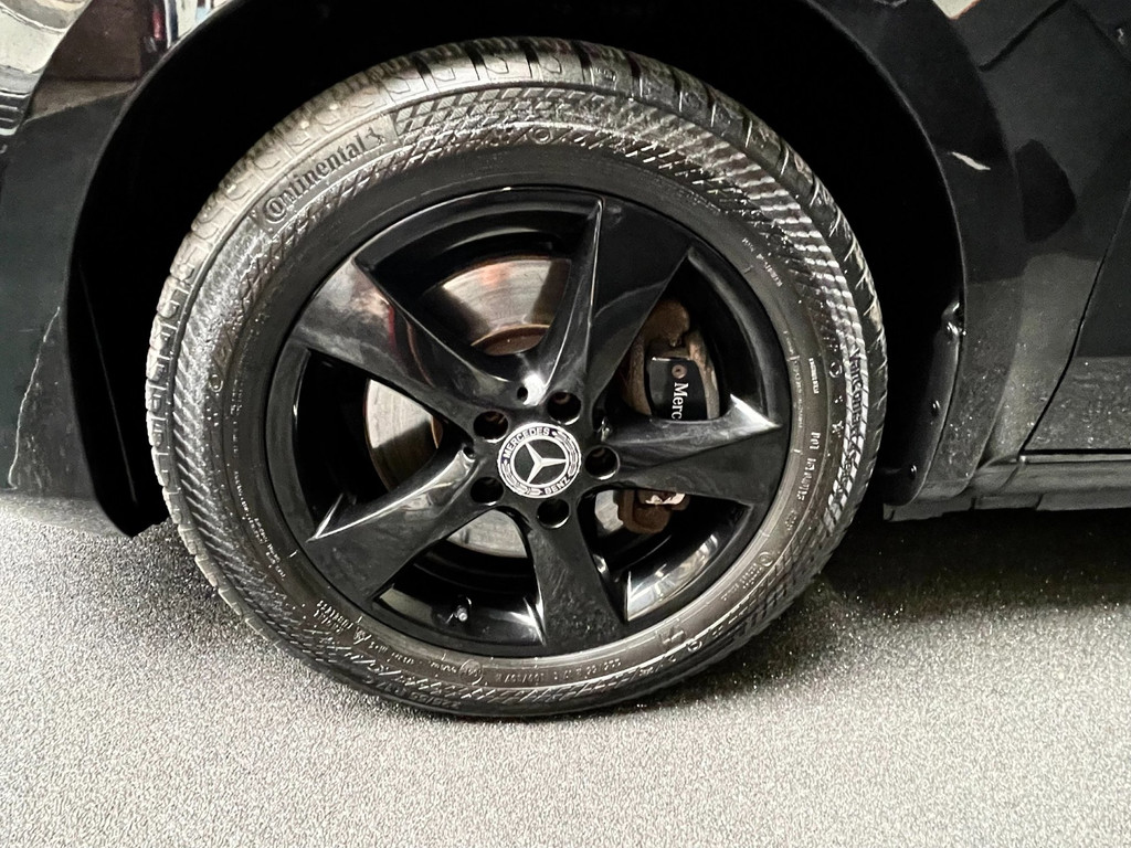 Mercedes-Benz V-KLASSE 300d Lang DC Avantgarde/240 PK/PANO/NAVI/MARGE 18