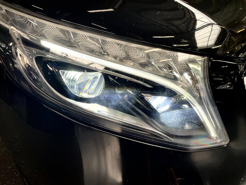 Mercedes-Benz V-KLASSE 300d Lang DC Avantgarde/240 PK/PANO/NAVI/MARGE 22