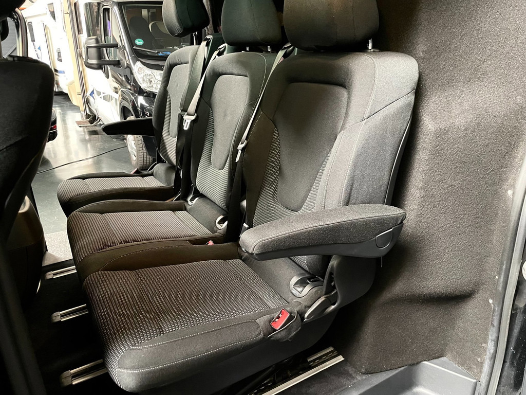 Mercedes-Benz V-KLASSE 300d Lang DC Avantgarde/240 PK/PANO/NAVI/MARGE 57