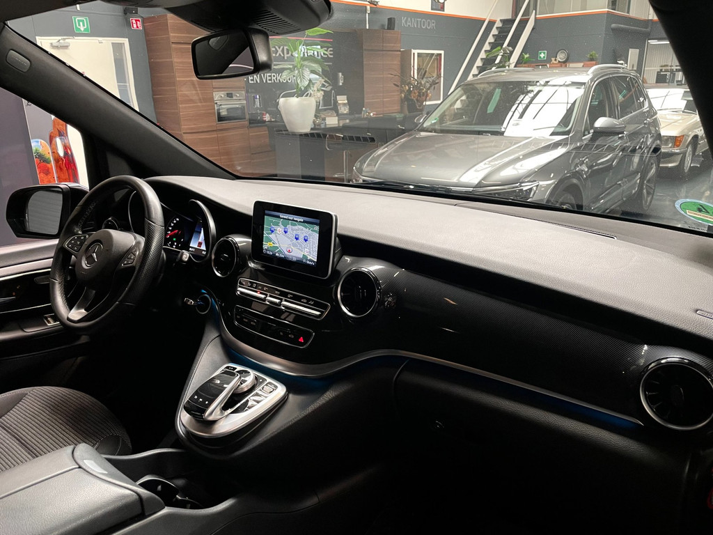 Mercedes-Benz V-KLASSE 300d Lang DC Avantgarde/240 PK/PANO/NAVI/MARGE 68