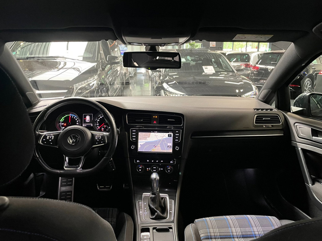 Volkswagen Golf 1.4 TSI GTE NAVI ACC TREKH NAP 25