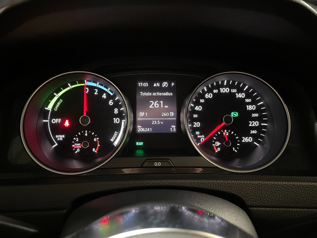 Volkswagen Golf 1.4 TSI GTE NAVI ACC TREKH NAP 34