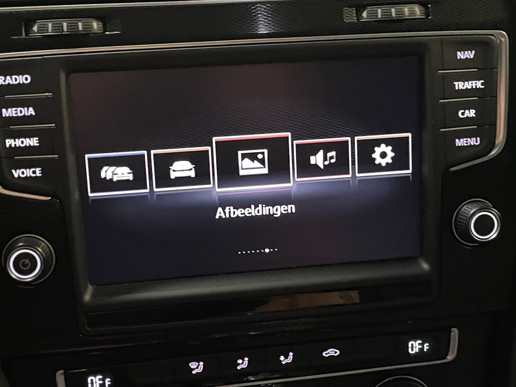 Volkswagen Golf 1.4 TSI GTE NAVI ACC TREKH NAP 44