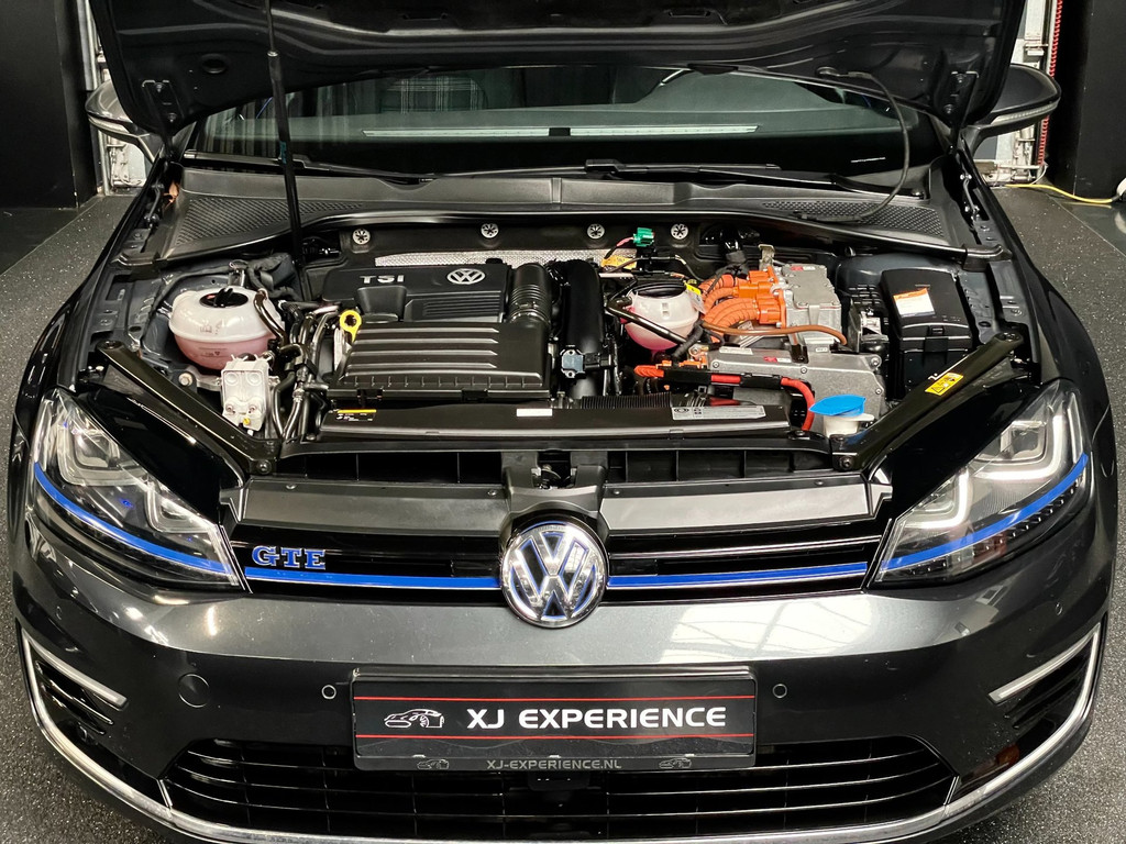 Volkswagen Golf 1.4 TSI GTE NAVI ACC TREKH NAP 9