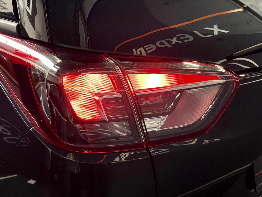 Opel Crossland X 1.2 Turbo Online Edition AIRCO NAVI CARPLAY NAP 17