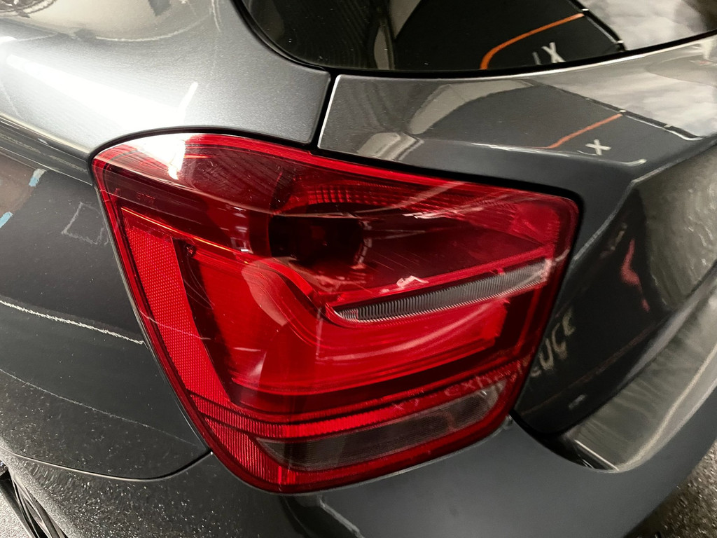BMW 1-serie M135i xDrive 320 PK M-PERFORMANCE NAVI LEER CARPLAY 14